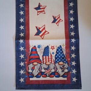 Patriotic Gnome Display Runner New No Tag